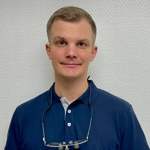 Tandlæge Søren Hagemann